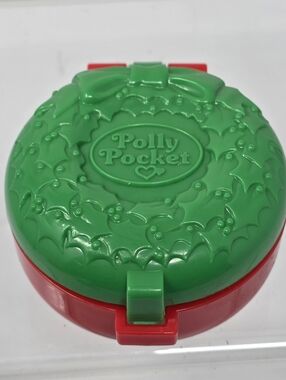 Vintage 1993 Polly Pocket Christmas Wreath McDonalds Toy Bluebird Compact